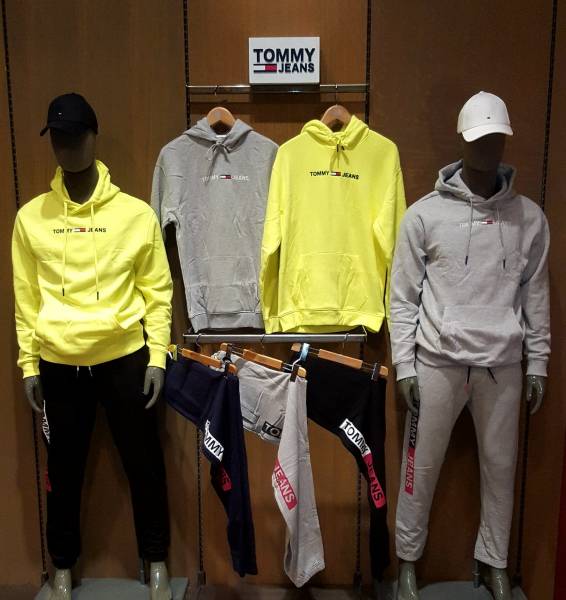 Nouvelle collection sweat-shirt Tommy Jeans à Nîmes