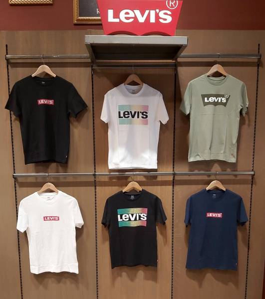 Nouvelle collection Tee-shirts Levi's chez Jeans Center à Nîmes