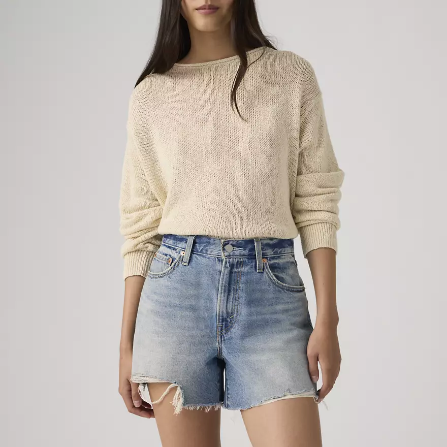 Shorts en jean court Levi's Ribcage taille haute dans la boutique situé à Nimes 
