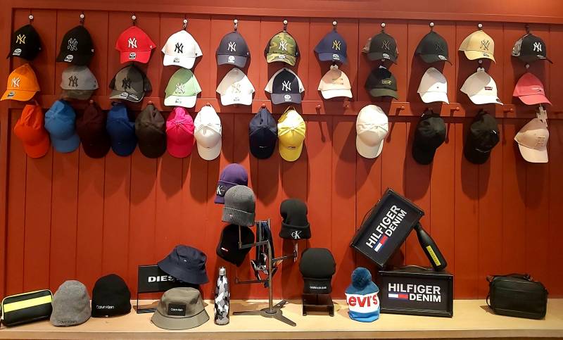 Casquettes Tommy Hilfiger chez Jeans Center à Nîmes