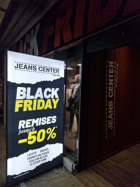 Promotions exceptionnelles - Jeans Center des 7 Collines