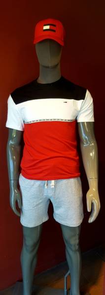 Short de sport gris Tommy Jeans à Nîmes