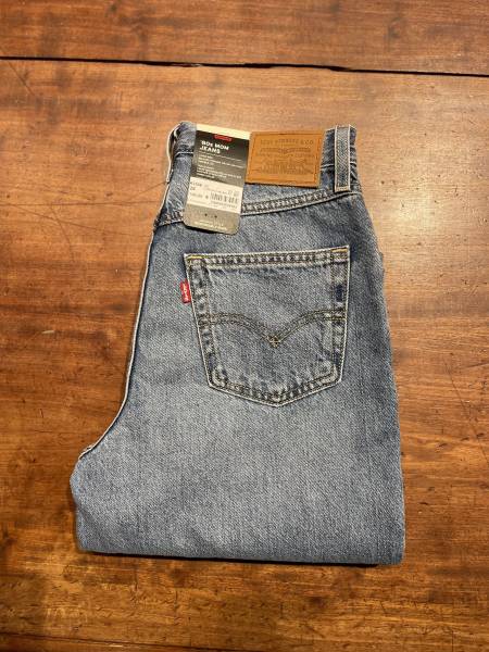 Levi's '80 Mom