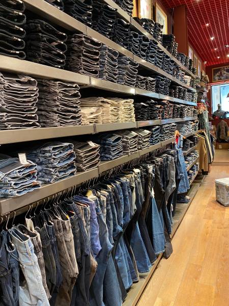 Nouvelles collections jeans chez Jeans Center à Nîmes